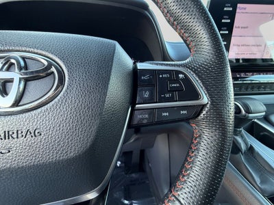 2022 Toyota Sienna XSE 7 Passenger