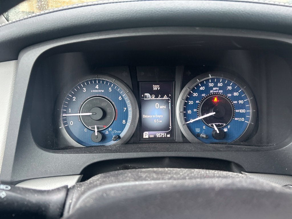 2017 Toyota Sienna XLE 8 Passenger