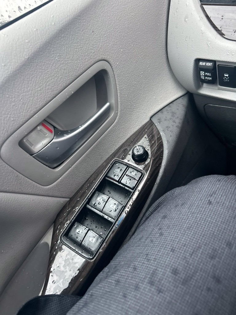 2017 Toyota Sienna XLE 8 Passenger