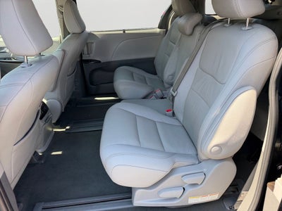 2020 Toyota Sienna XLE 8 Passenger