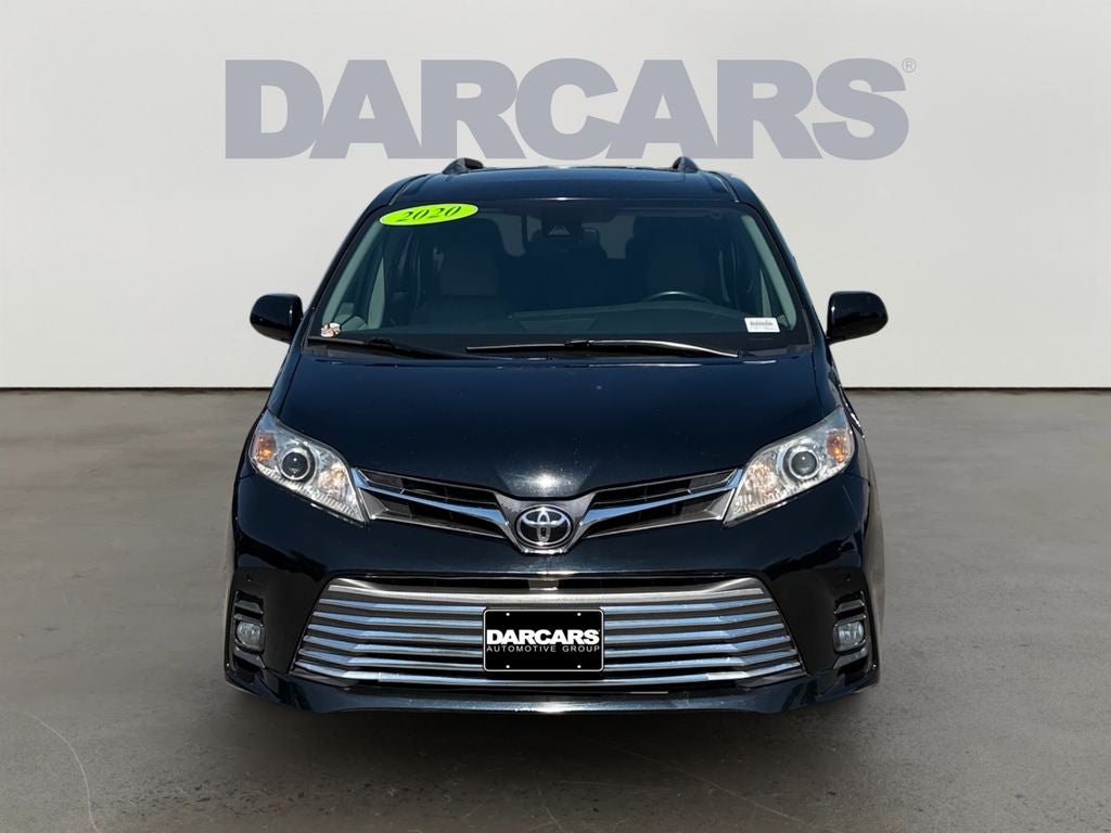 2020 Toyota Sienna XLE 8 Passenger