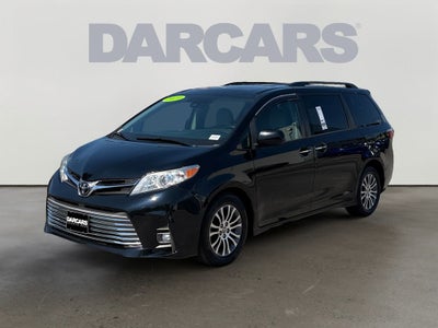 2020 Toyota Sienna XLE 8 Passenger