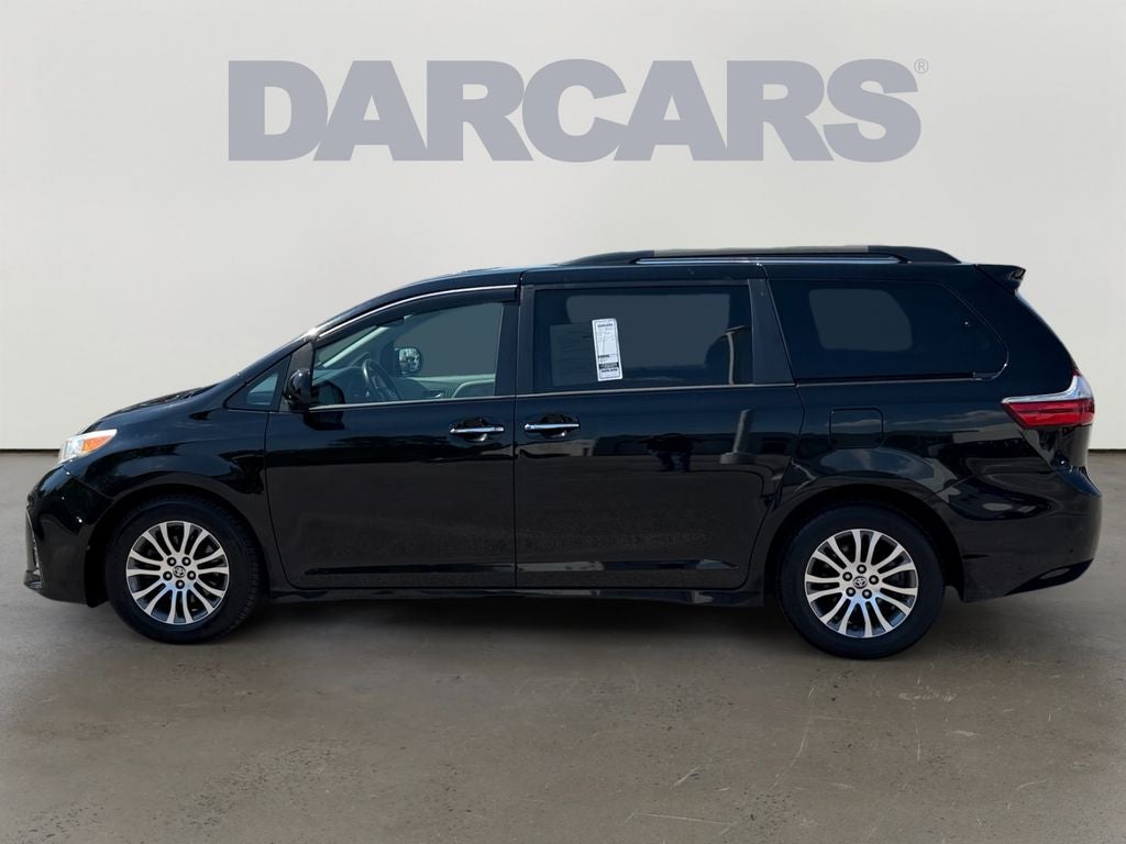 2020 Toyota Sienna XLE 8 Passenger
