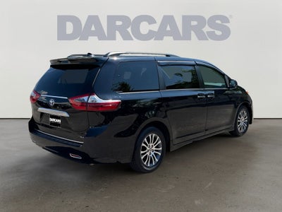 2020 Toyota Sienna XLE 8 Passenger
