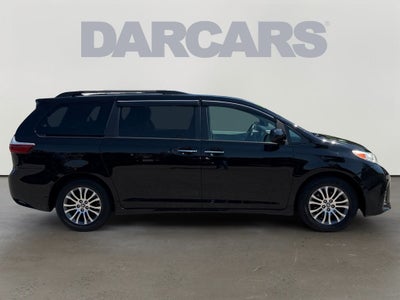 2020 Toyota Sienna XLE 8 Passenger