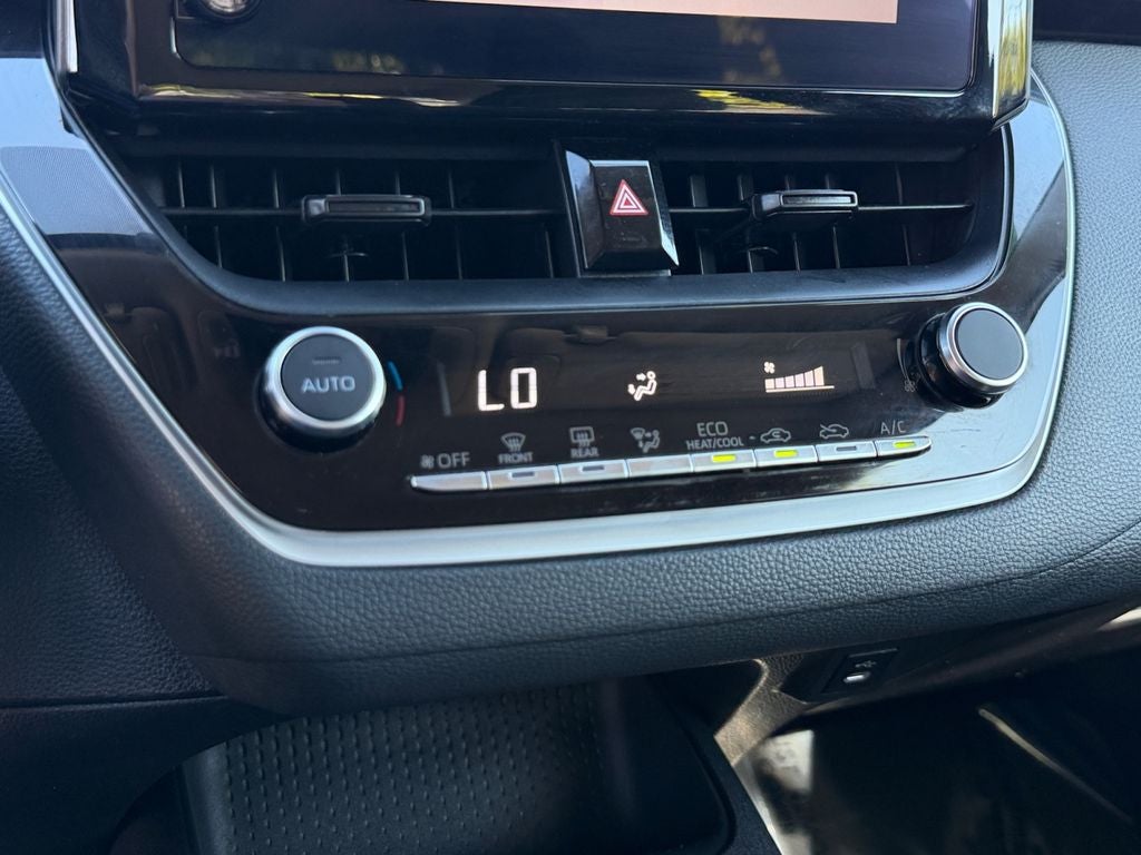 2025 Toyota Corolla LE w/Bluetooth