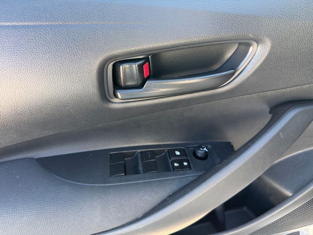2025 Toyota Corolla LE w/Bluetooth