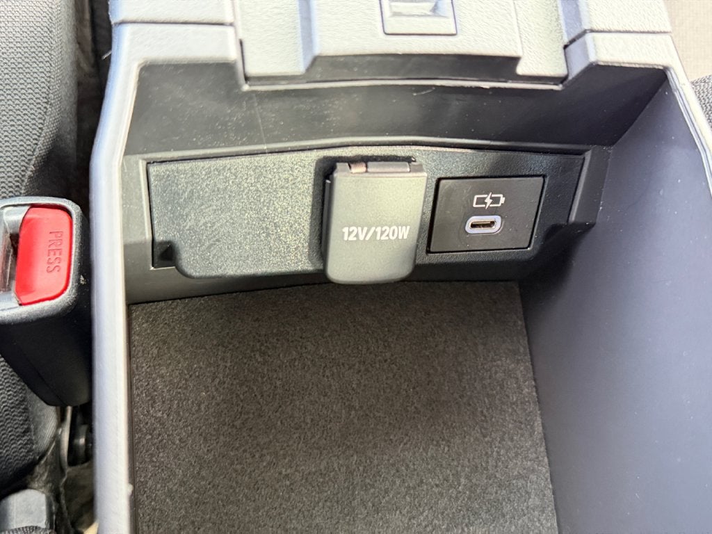 2025 Toyota Corolla LE W/Apple Carplay