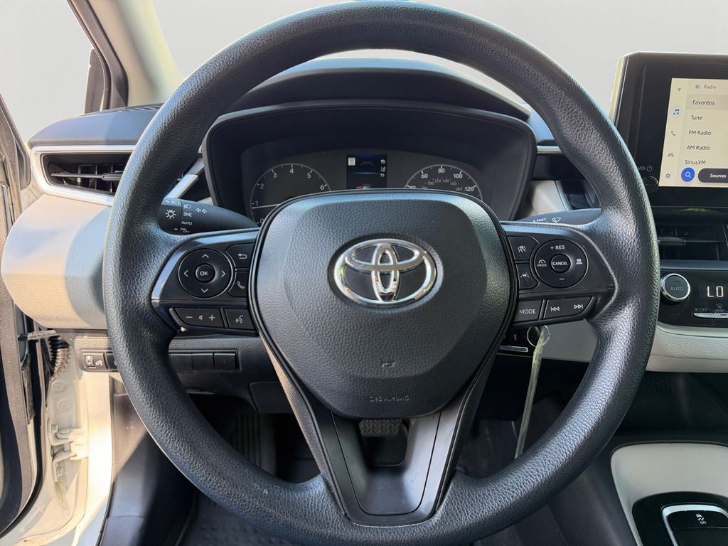 2025 Toyota Corolla LE 1 OWNER / CLEAN CARFAX