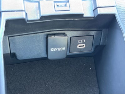 2025 Toyota Corolla LE 1 OWNER / CLEAN CARFAX