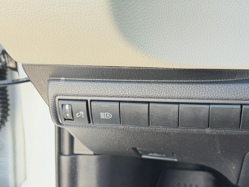2025 Toyota Corolla LE 1 OWNER / CLEAN CARFAX
