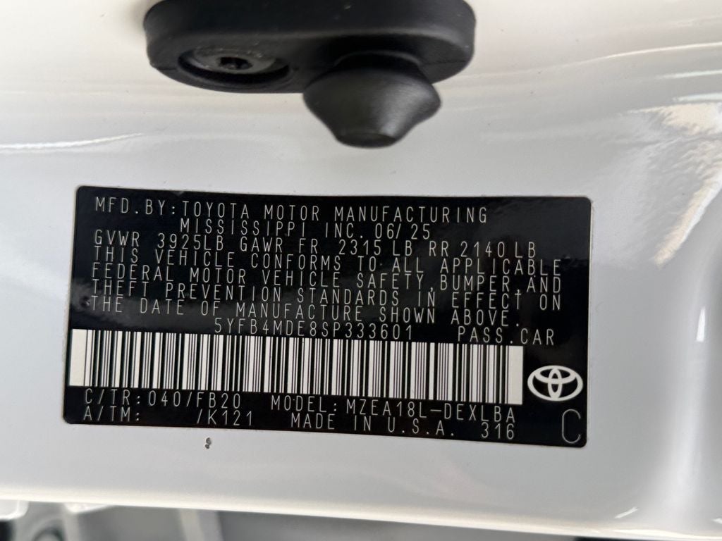 2025 Toyota Corolla LE