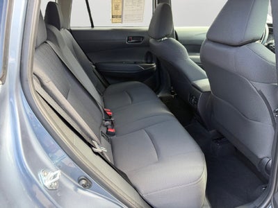 2025 Toyota Corolla Cross LE w/Apple Carplayc