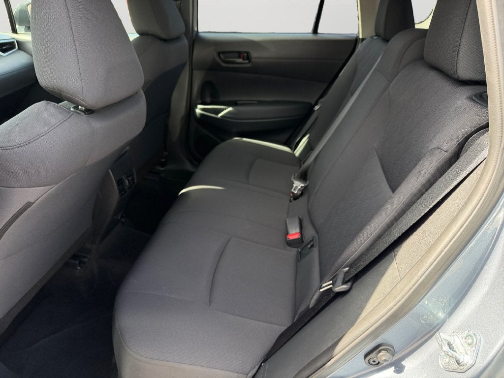 2025 Toyota Corolla Cross LE w/Apple Carplayc