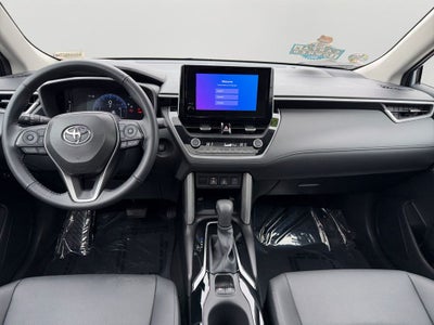 2024 Toyota Corolla Cross XLE