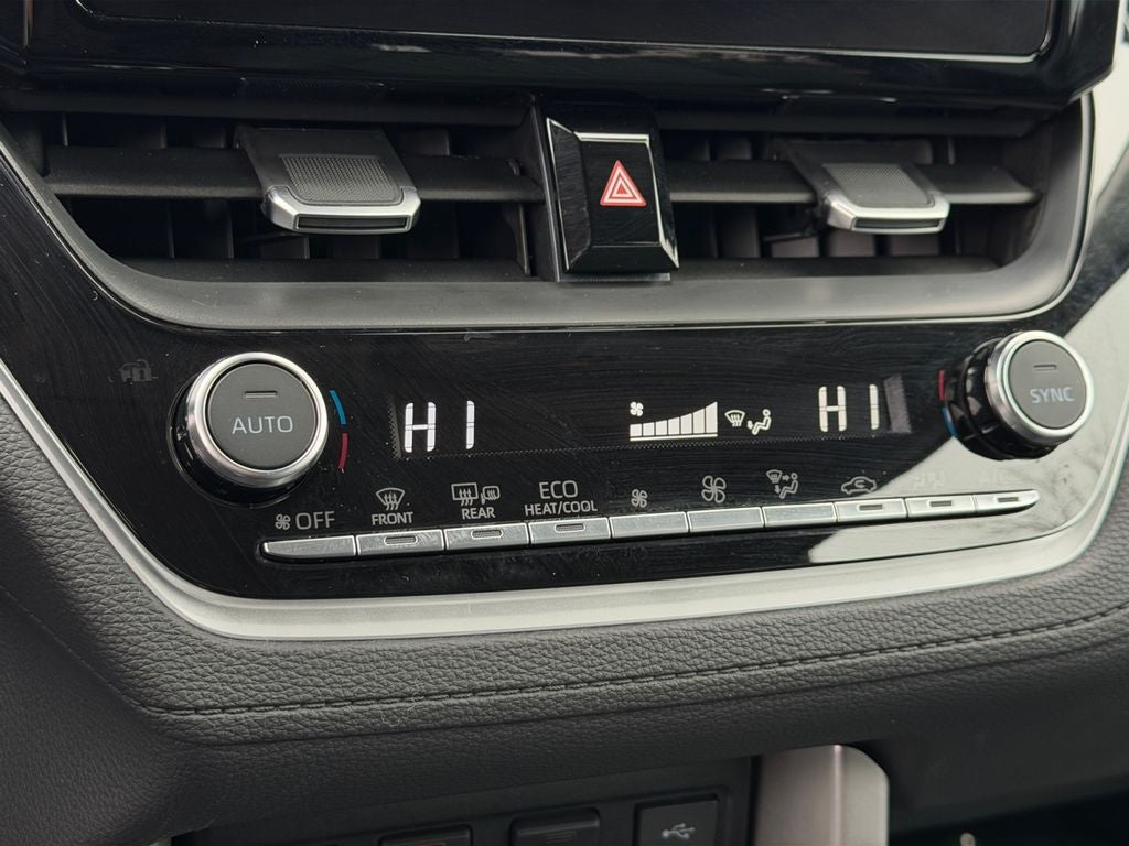 2024 Toyota Corolla Cross XLE