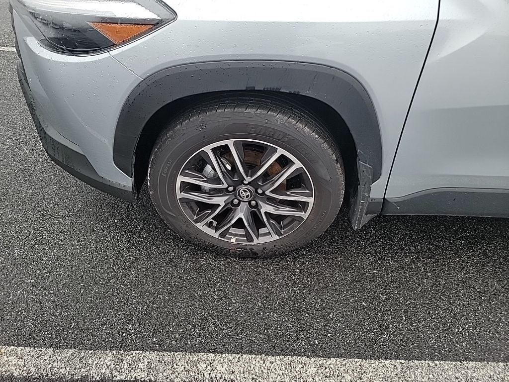 2026 Toyota Corolla Cross XLE Sunroof