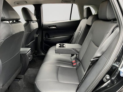 2025 Toyota Corolla Cross XLE