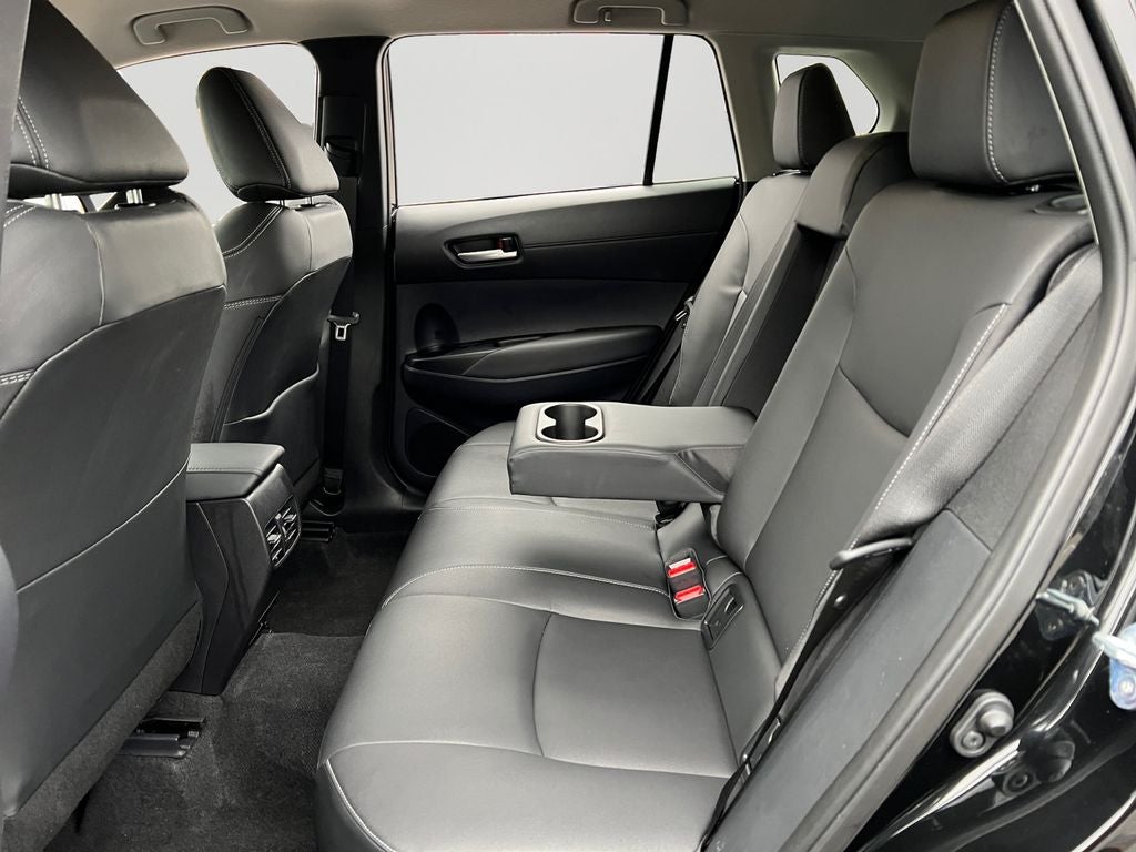 2025 Toyota Corolla Cross XLE