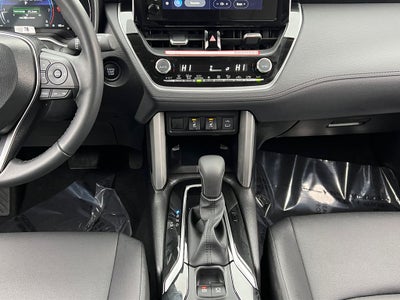 2025 Toyota Corolla Cross XLE