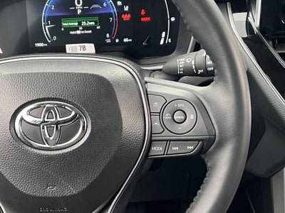 2025 Toyota Corolla Cross XLE