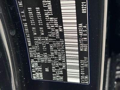 2025 Toyota Corolla Cross XLE