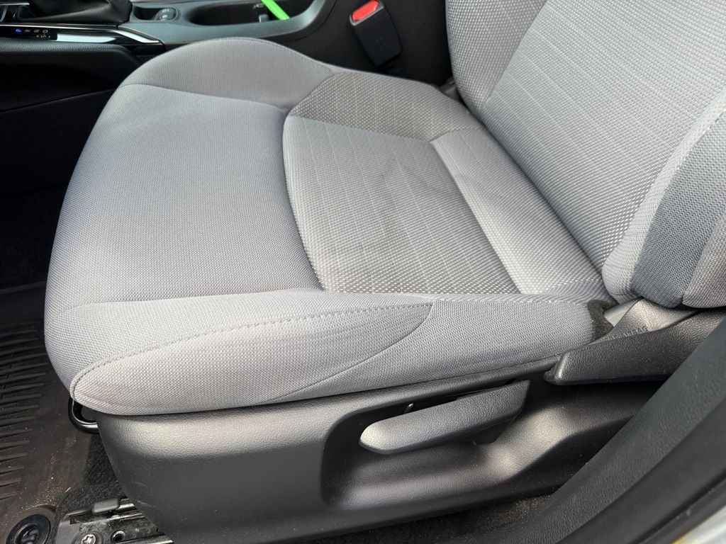 2023 Toyota Corolla Cross Hybrid SE