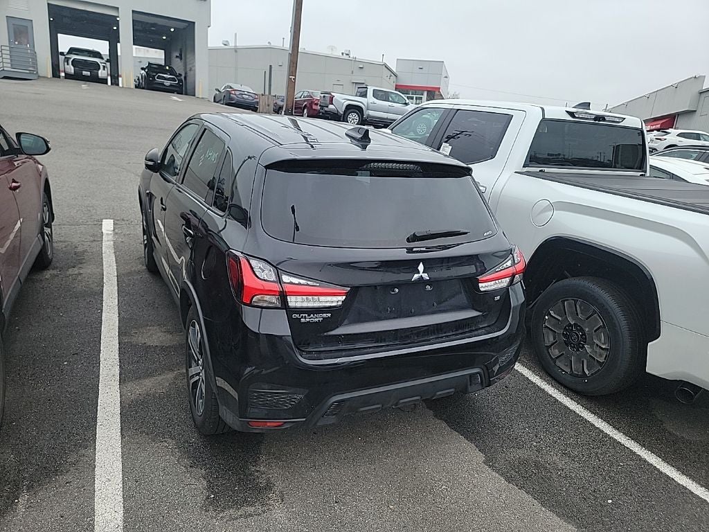 2025 Mitsubishi Outlander Sport 2.0 LE