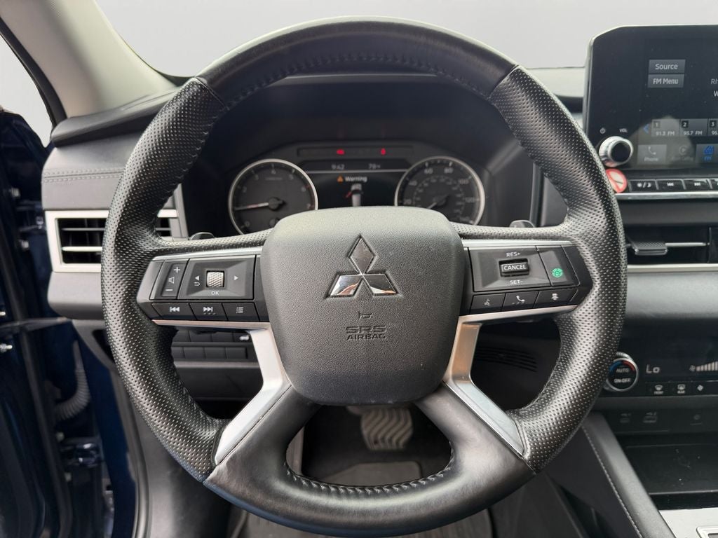 2024 Mitsubishi Outlander SE