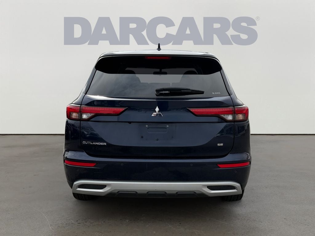 2024 Mitsubishi Outlander SE