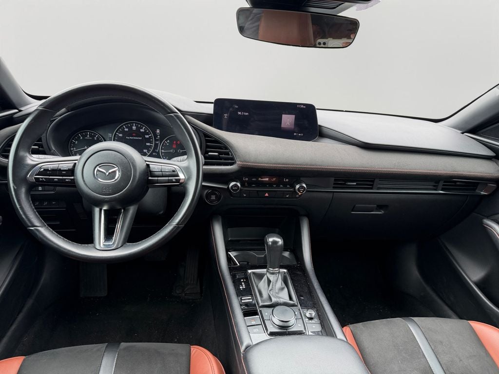 2024 Mazda Mazda3 2.5 Carbon Turbo