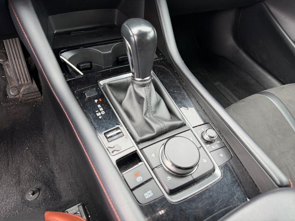 2024 Mazda Mazda3 2.5 Carbon Turbo