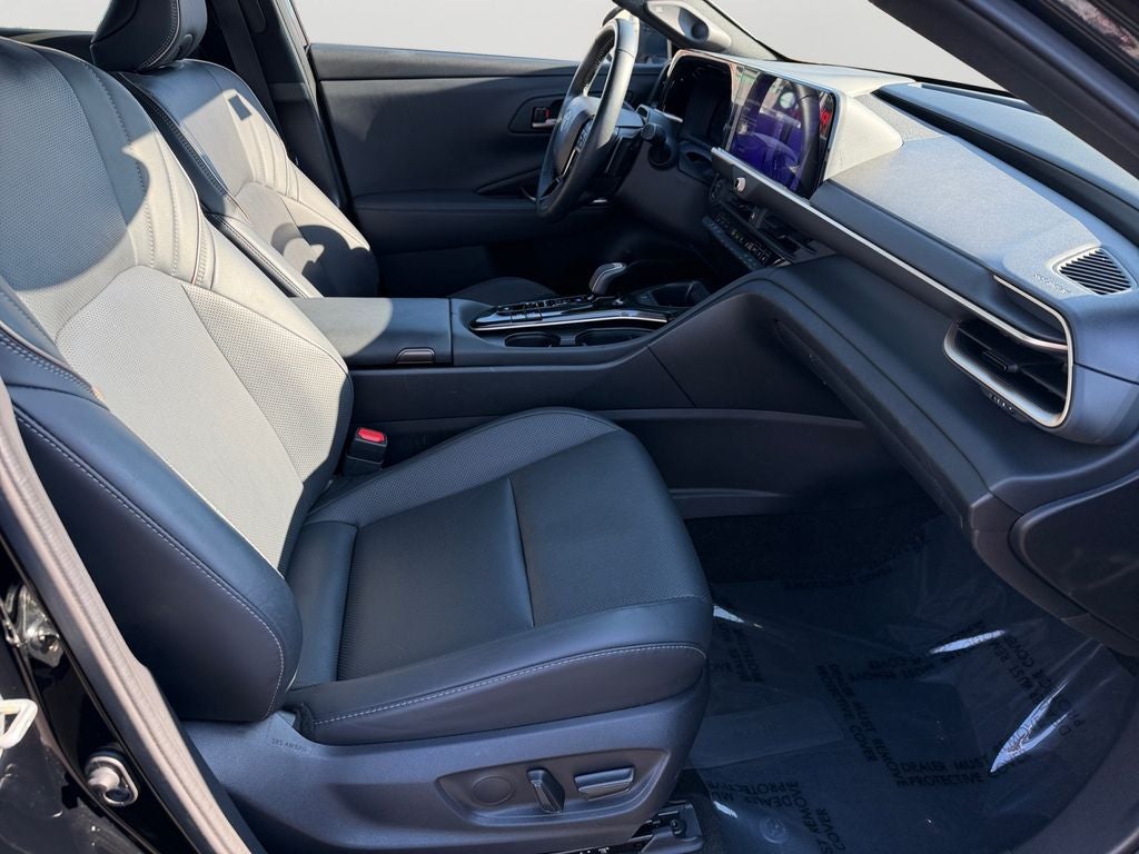 2025 Toyota Crown Signia Limited