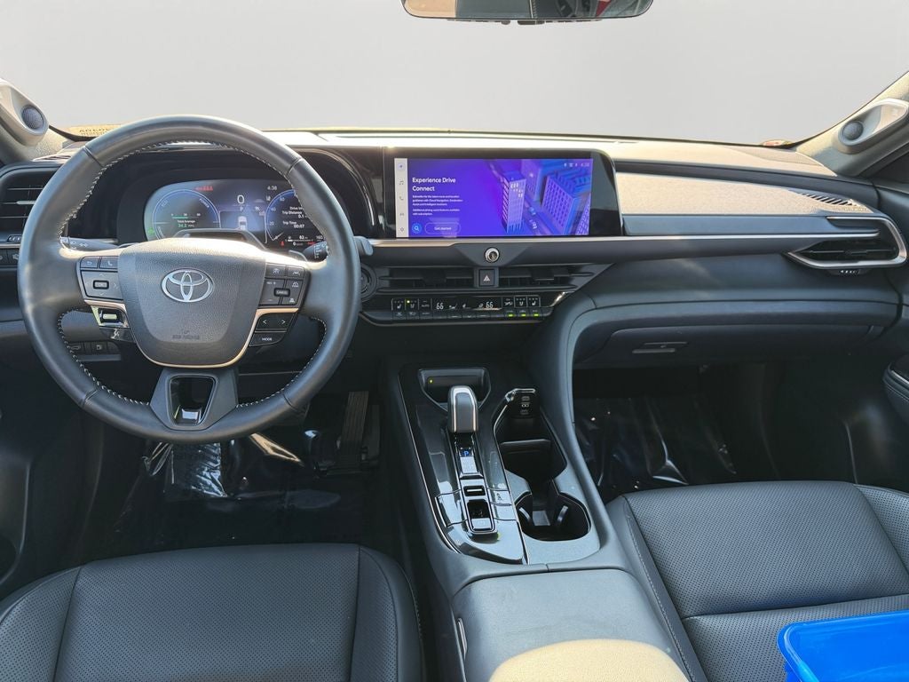 2025 Toyota Crown Signia Limited