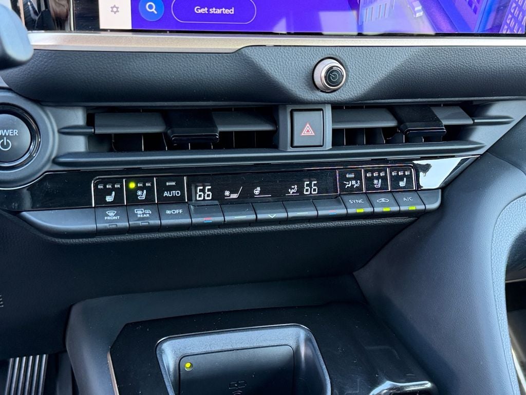 2025 Toyota Crown Signia Limited