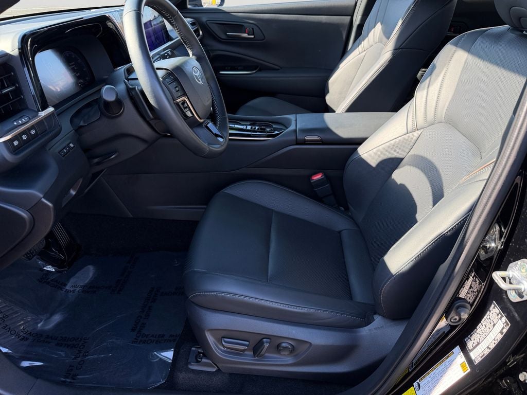 2025 Toyota Crown Signia Limited