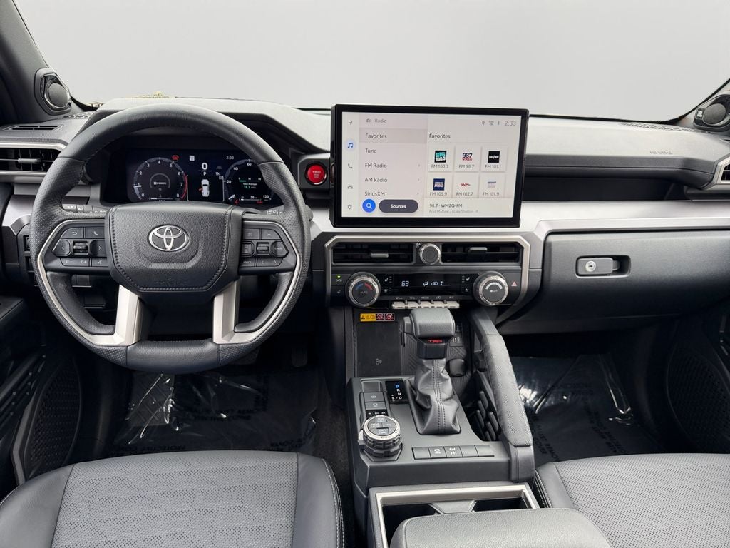 2025 Toyota 4Runner TRD Off-Road Premium SUNROOF / NAV / LOW MILES / GREAT VALUE ON CARFAX