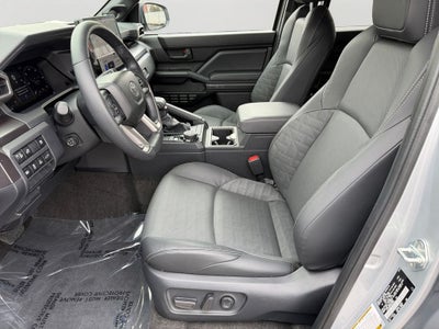 2025 Toyota 4Runner TRD Off-Road Premium SUNROOF / NAV / LOW MILES / GREAT VALUE ON CARFAX