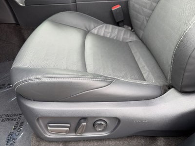 2025 Toyota 4Runner TRD Off-Road Premium SUNROOF / NAV / LOW MILES / GREAT VALUE ON CARFAX