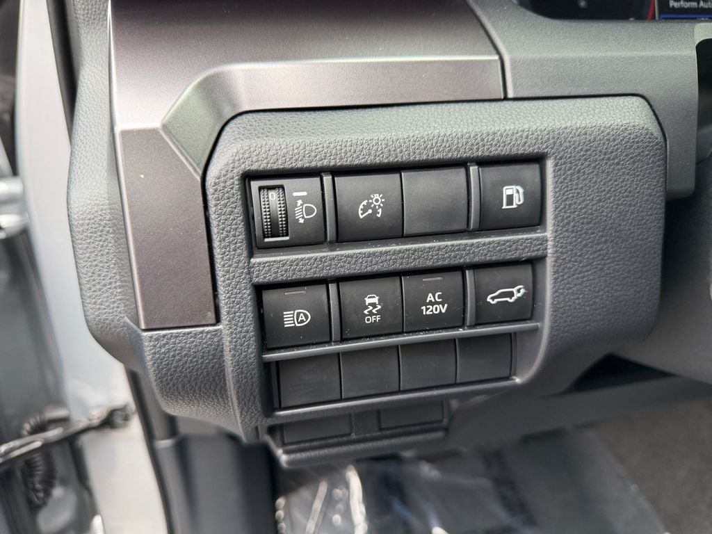 2025 Toyota 4Runner TRD Off-Road Premium SUNROOF / NAV / LOW MILES / GREAT VALUE ON CARFAX