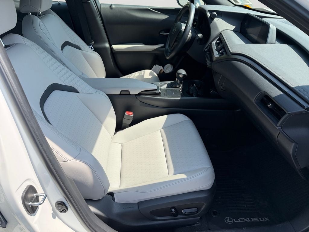 2020 Lexus UX 200 Base 200 Base