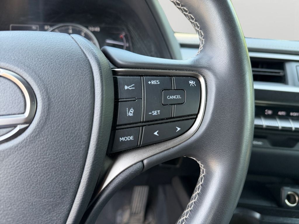 2020 Lexus UX 200 Base 200 Base