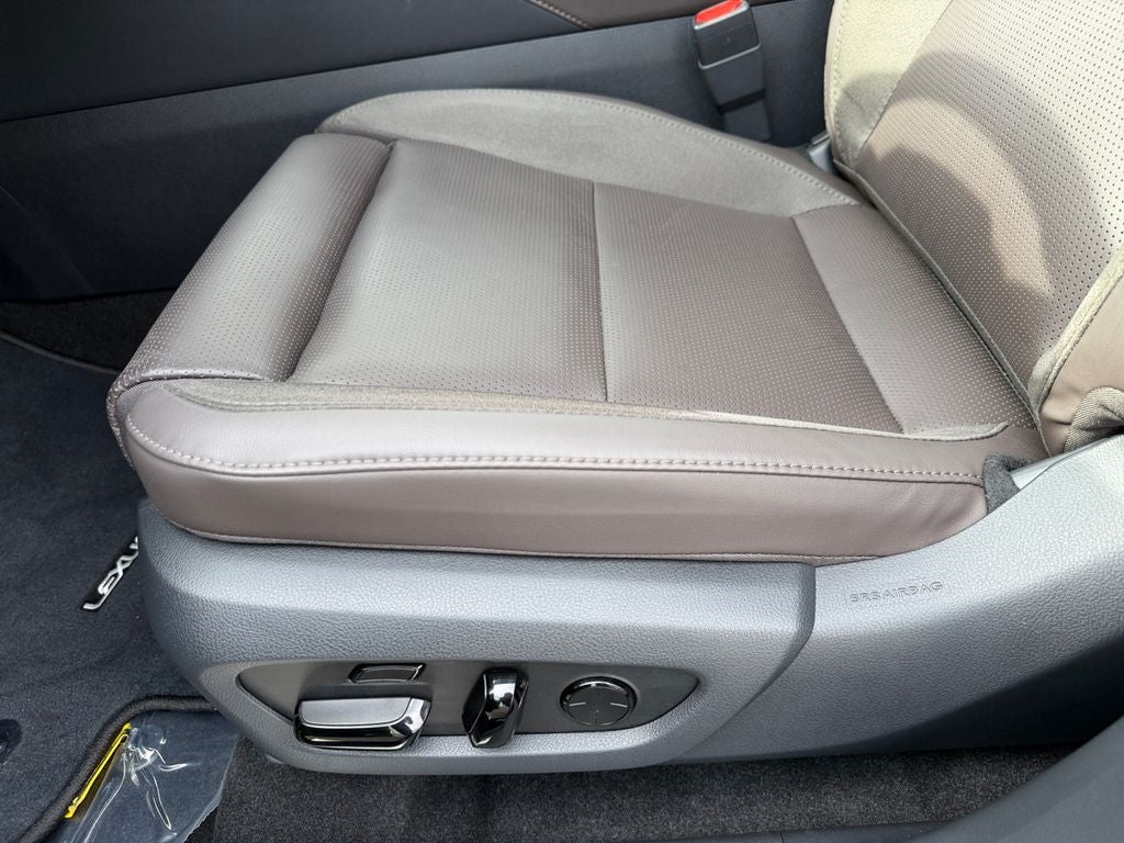 2026 Lexus RX 450h+ Luxury 450h+ Luxury