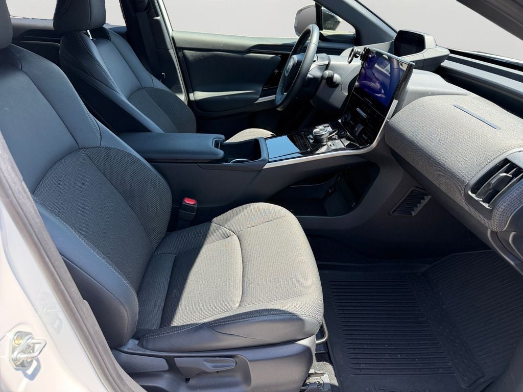 2024 Toyota bZ4X XLE