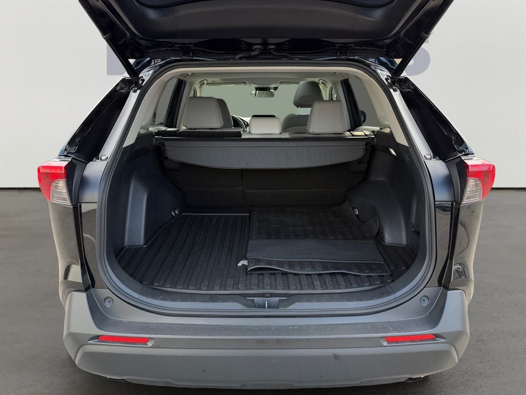 2023 Toyota RAV4 Hybrid XLE Premium 1 OWNER / CLEAN CARFAX