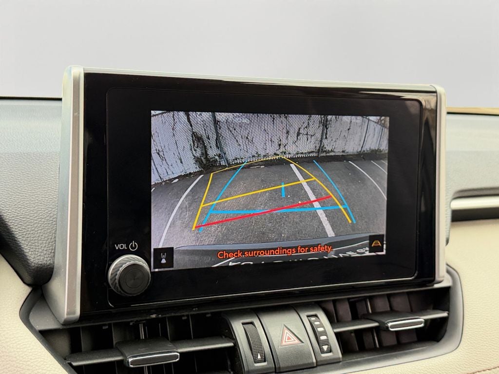 2023 Toyota RAV4 Hybrid XLE Premium 1 OWNER / CLEAN CARFAX