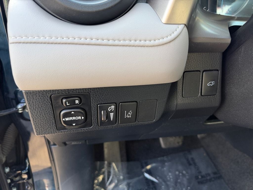 2018 Toyota RAV4 Hybrid Limited GREAT VALUE