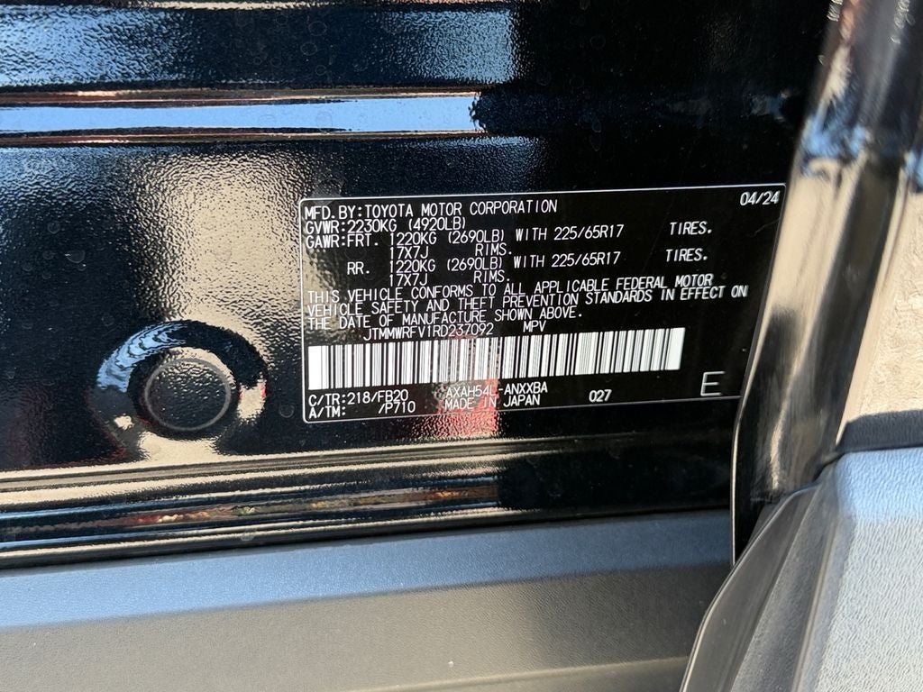 2024 Toyota RAV4 Hybrid LE