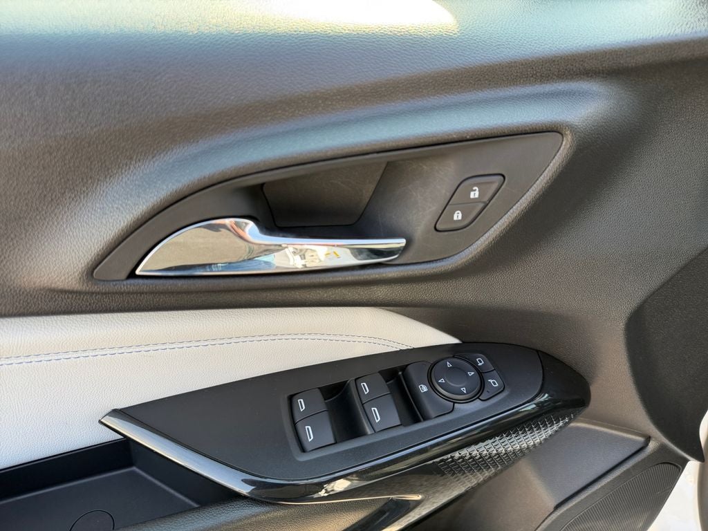 2025 Chevrolet Trax LT 1 OWNER / NO ACCIDENTS