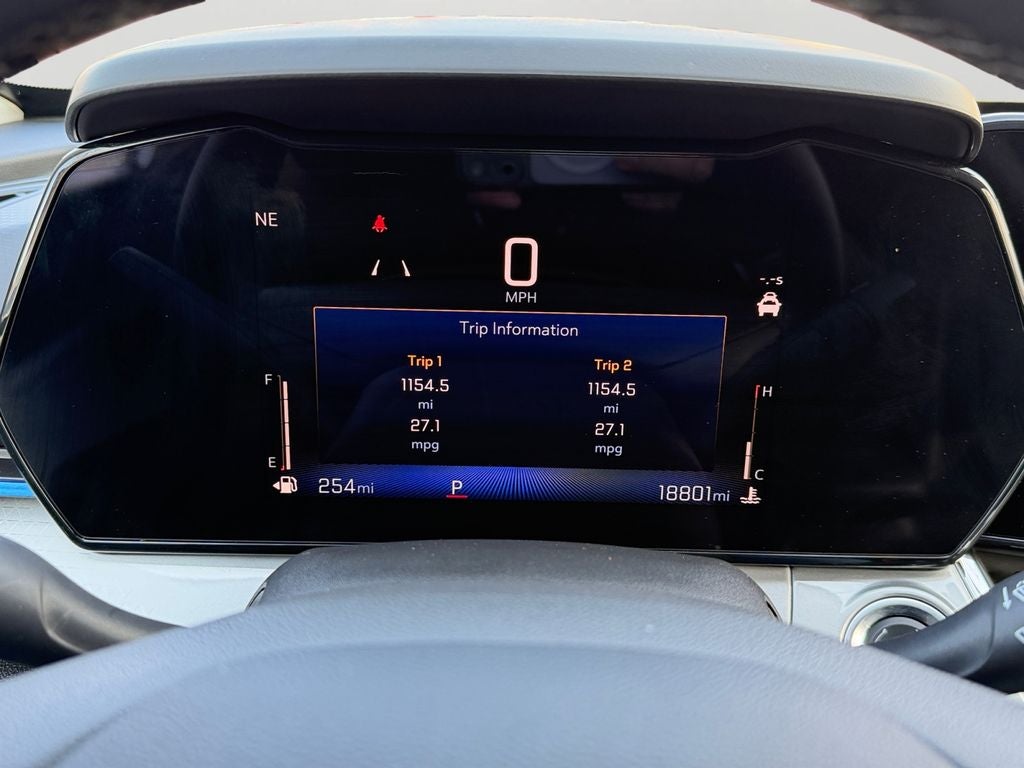 2025 Chevrolet Trax LT 1 OWNER / NO ACCIDENTS